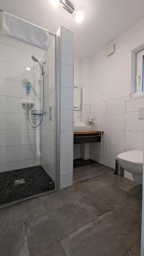מלון וורמס Altes Ruderhaus מראה חיצוני תמונה